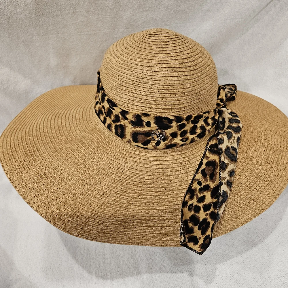 Adrienne Vittadini Strae Hat with Leopard Print Band - Picture 3 of 12